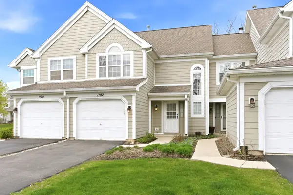 1192 Scott Court, Carol Stream, IL 60188