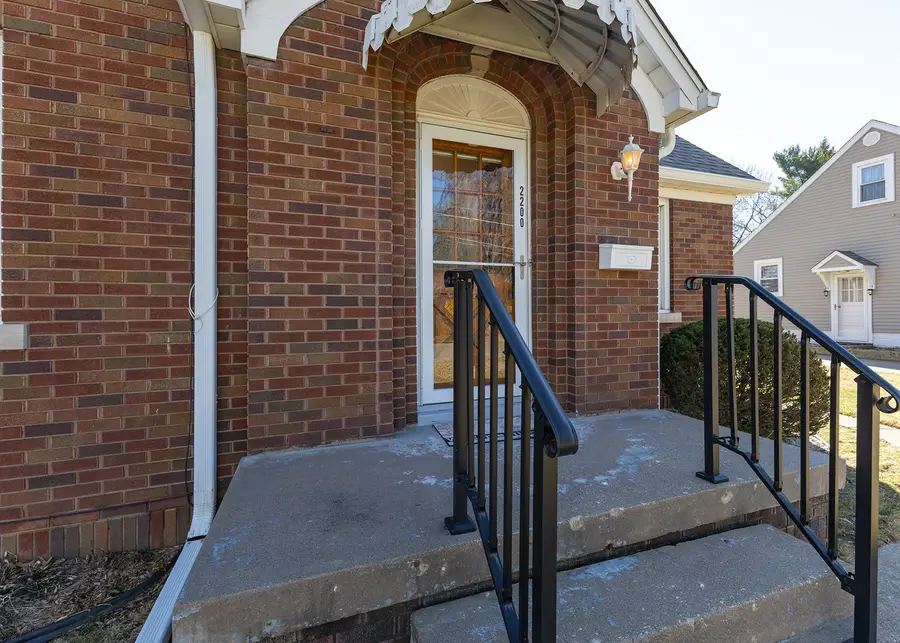2200 10th Street, East Moline, IL 61244 - #2