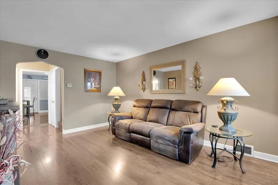 6719 S Keeler Avenue, Chicago, IL 60629 - #3