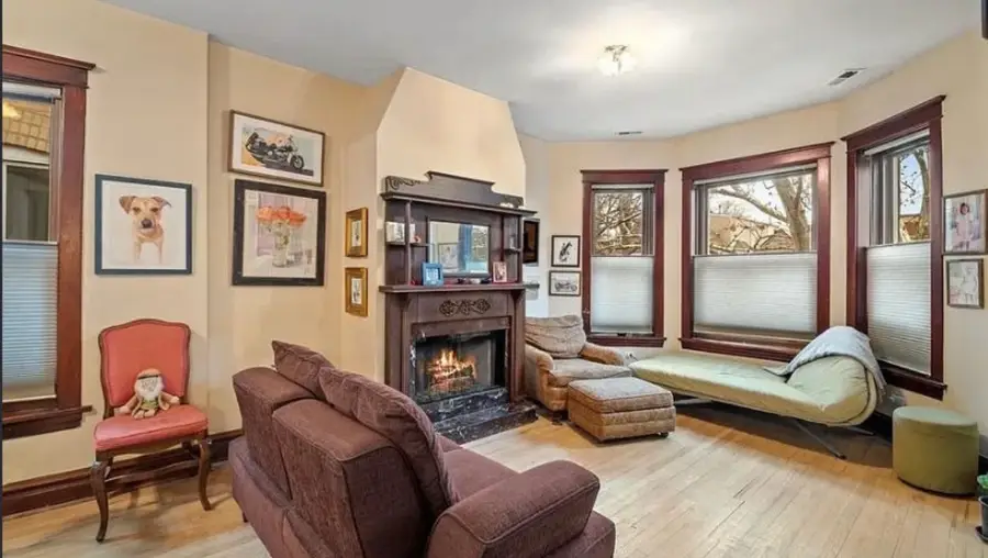 3750 N Hermitage Avenue, Chicago, IL 60613 - #2