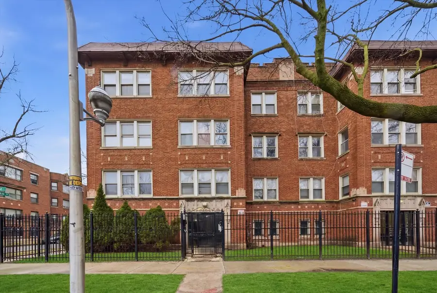 7601 S Essex Avenue #2, Chicago, IL 60649 - #2