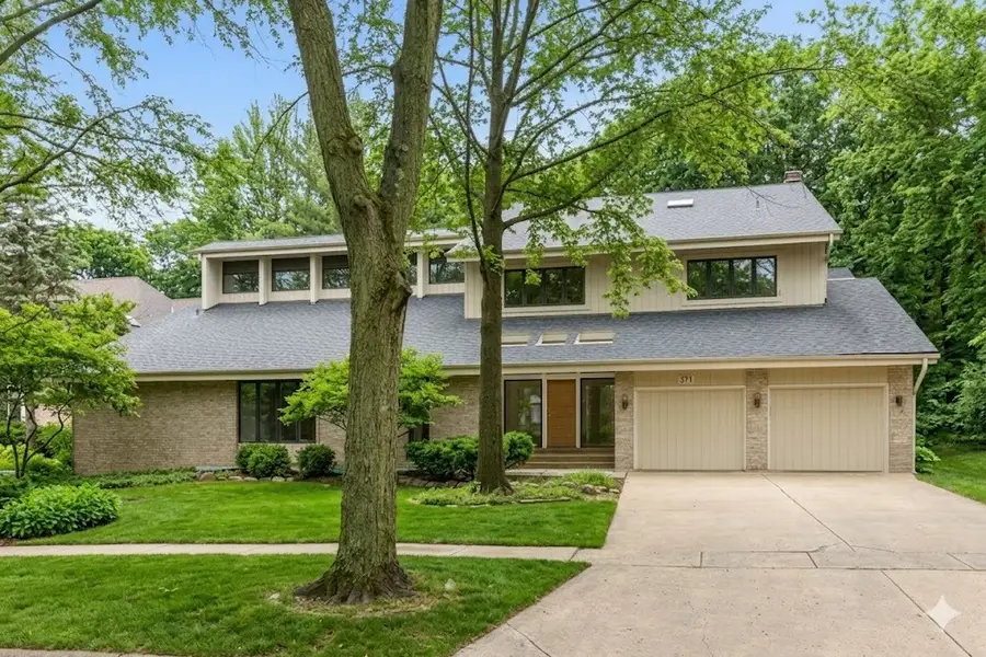371 W Arboretum Circle, Wheaton, IL 60189 - #2