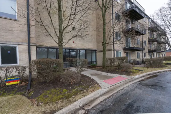 2515 E Olive Street #4H, Arlington Heights, IL 60004