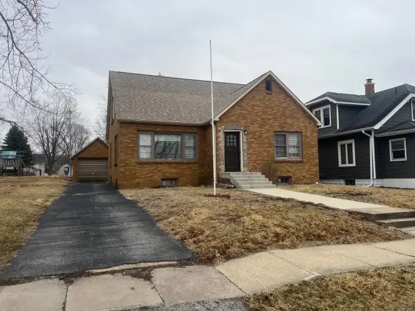 602 Washington Avenue, Lowden, IA 52255