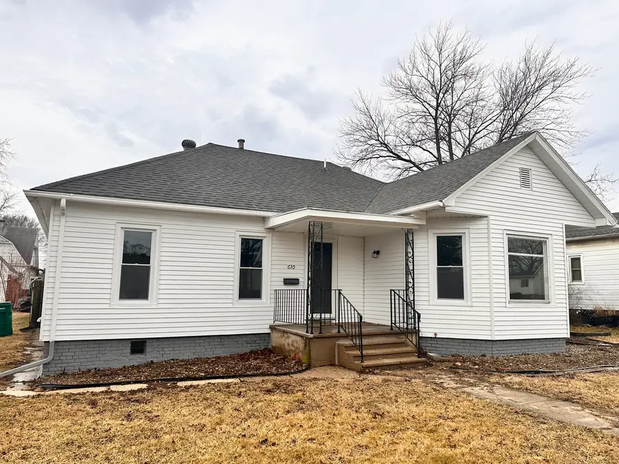 610 N Monroe Street, Streator, IL 61364 - #3