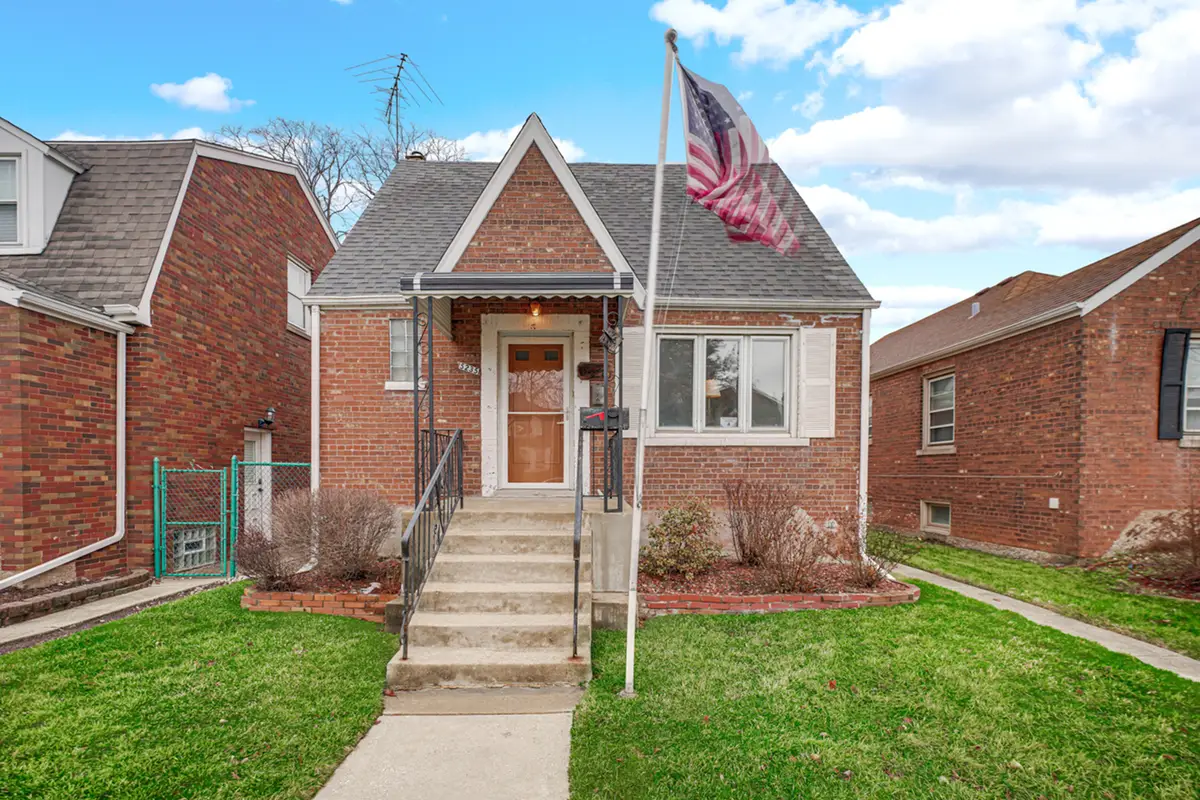 5235 S Monitor Avenue, Chicago, IL 60638 - #1