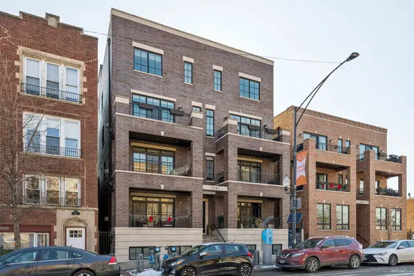2341 W Roscoe Street #3W, Chicago, IL 60618