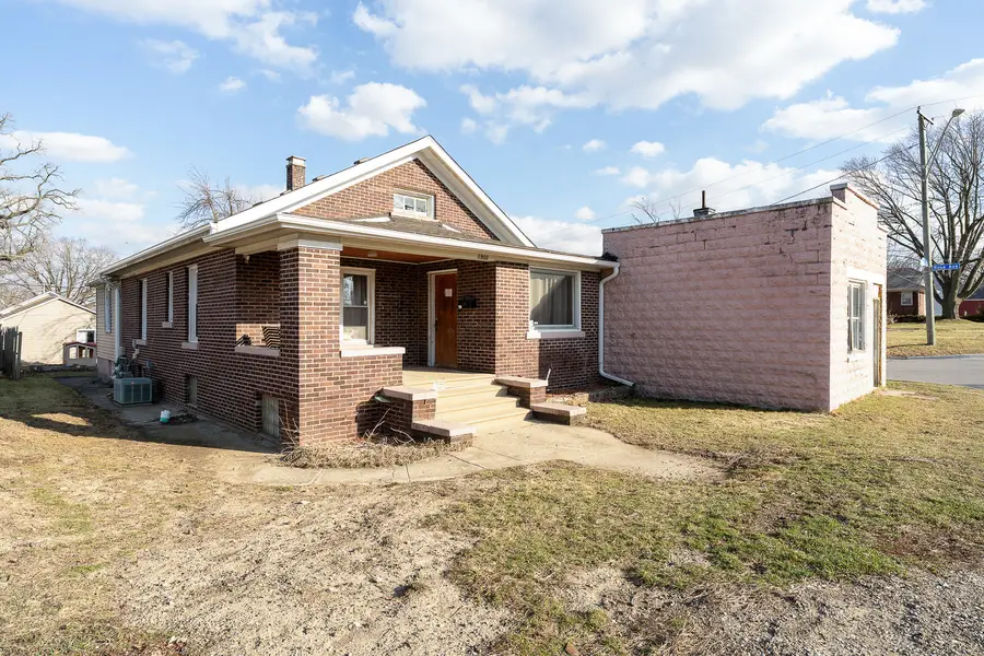 1900 N Center Street, Crest Hill, IL 60403 - #3