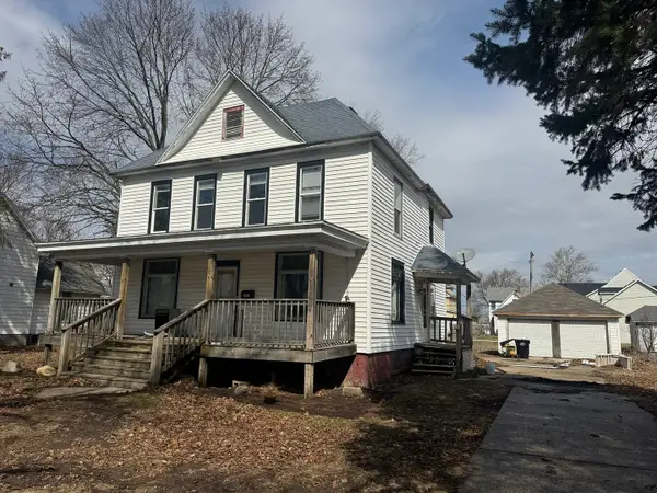 245 E Orleans Street E, Paxton, IL 60957