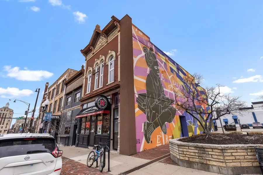 308-310 E State Street, Rockford, IL 61104 - #2