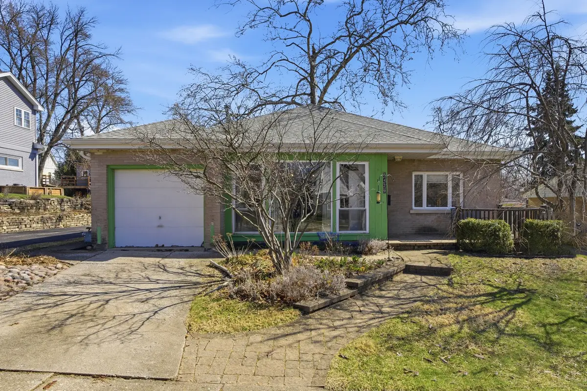 5429 Benton Avenue, Downers Grove, IL 60515 - #1