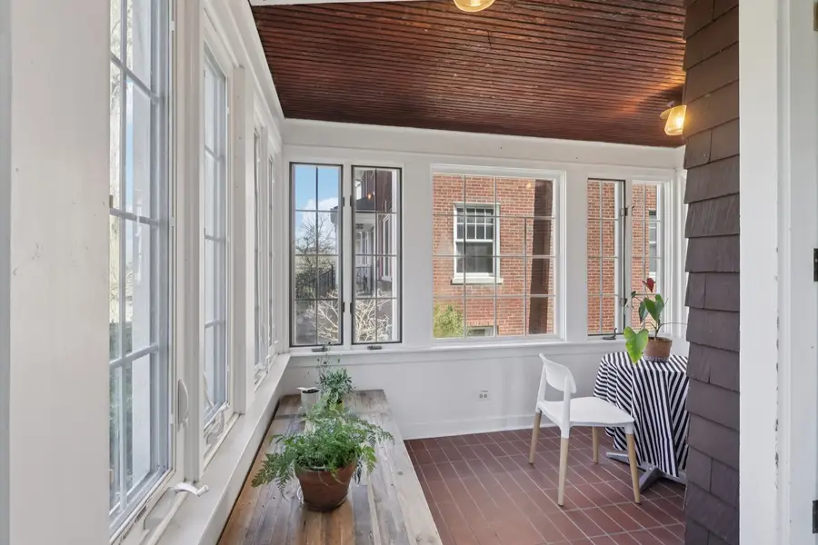 2319 Asbury Avenue, Evanston, IL 60201 - #2