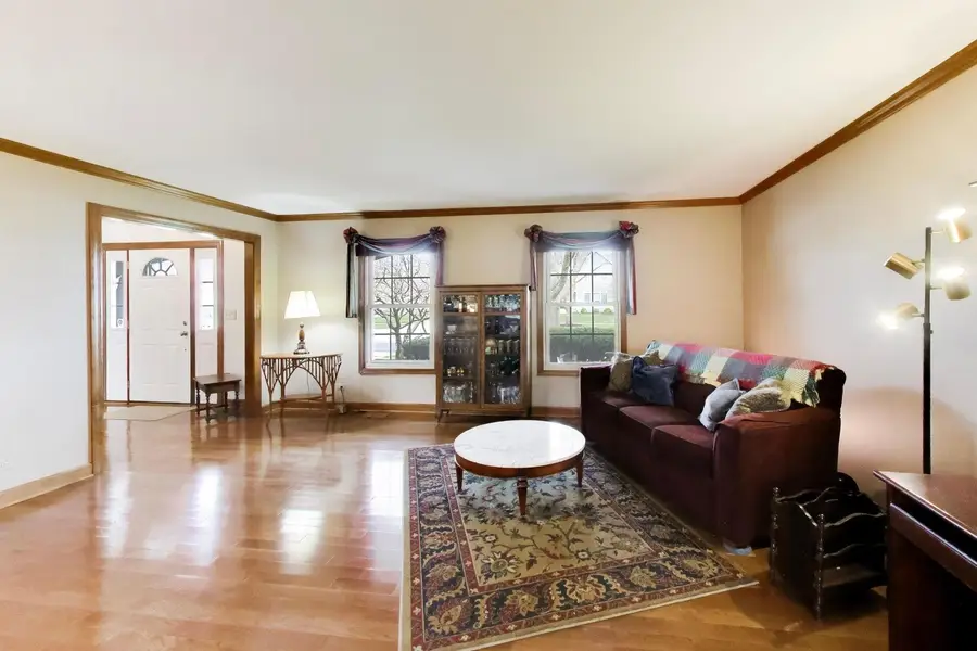 1528 Sequoia Road, Naperville, IL 60540 - #3