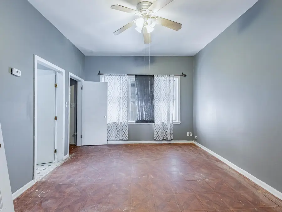 4722 S Ada Street, Chicago, IL 60609 - #3