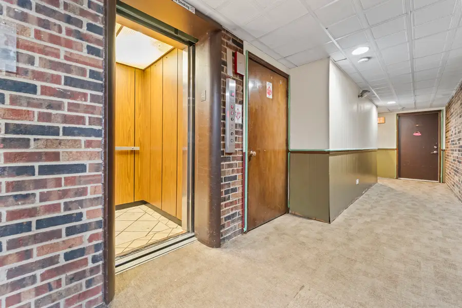 7117 W 93rd Street #306, Oak Lawn, IL 60453 - #2