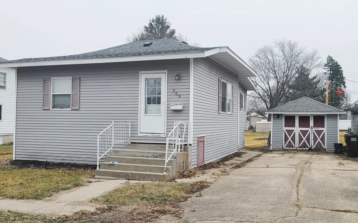 305 N Seminary Avenue, Mount Morris, IL 61054 - #1