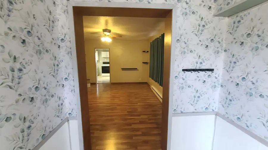 305 N Seminary Avenue, Mount Morris, IL 61054 - #3