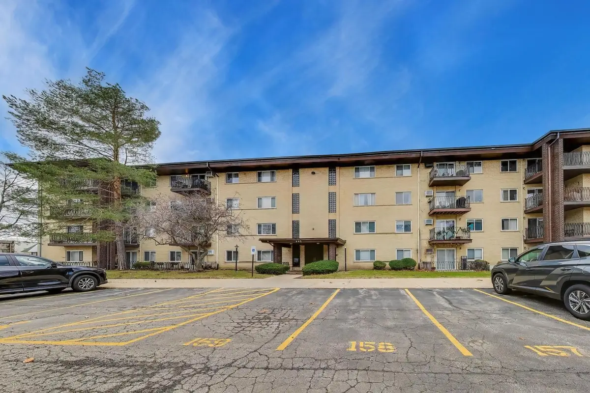 445 S Cleveland Avenue #302, Arlington Heights, IL 60005 - #1