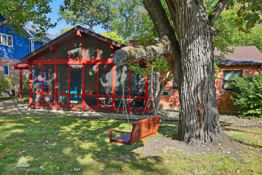 7354 W Palos Avenue, Palos Heights, IL 60463 - #3