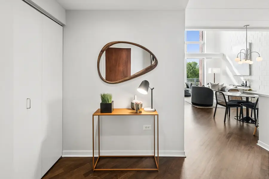 1100 W Montrose Avenue #503, Chicago, IL 60613 - #2