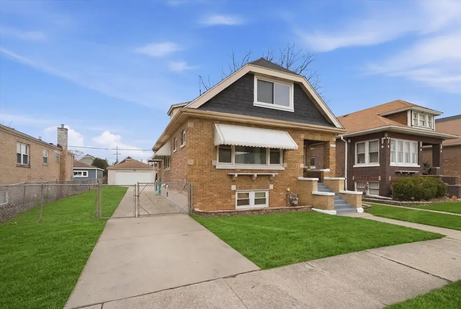 2728 Grove Avenue, Berwyn, IL 60402 - #3