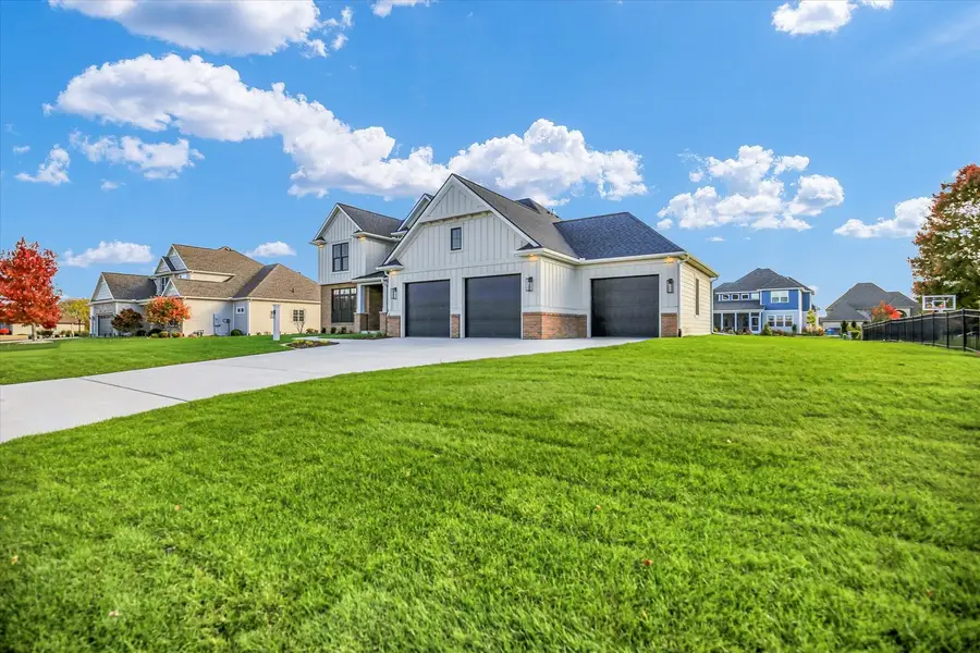 2709 Castlerock Drive, Urbana, IL 61802 - #3