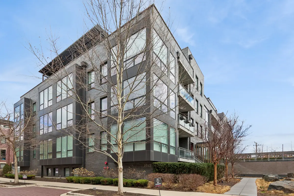 2643 N Hermitage Avenue #202, Chicago, IL 60614 - #1