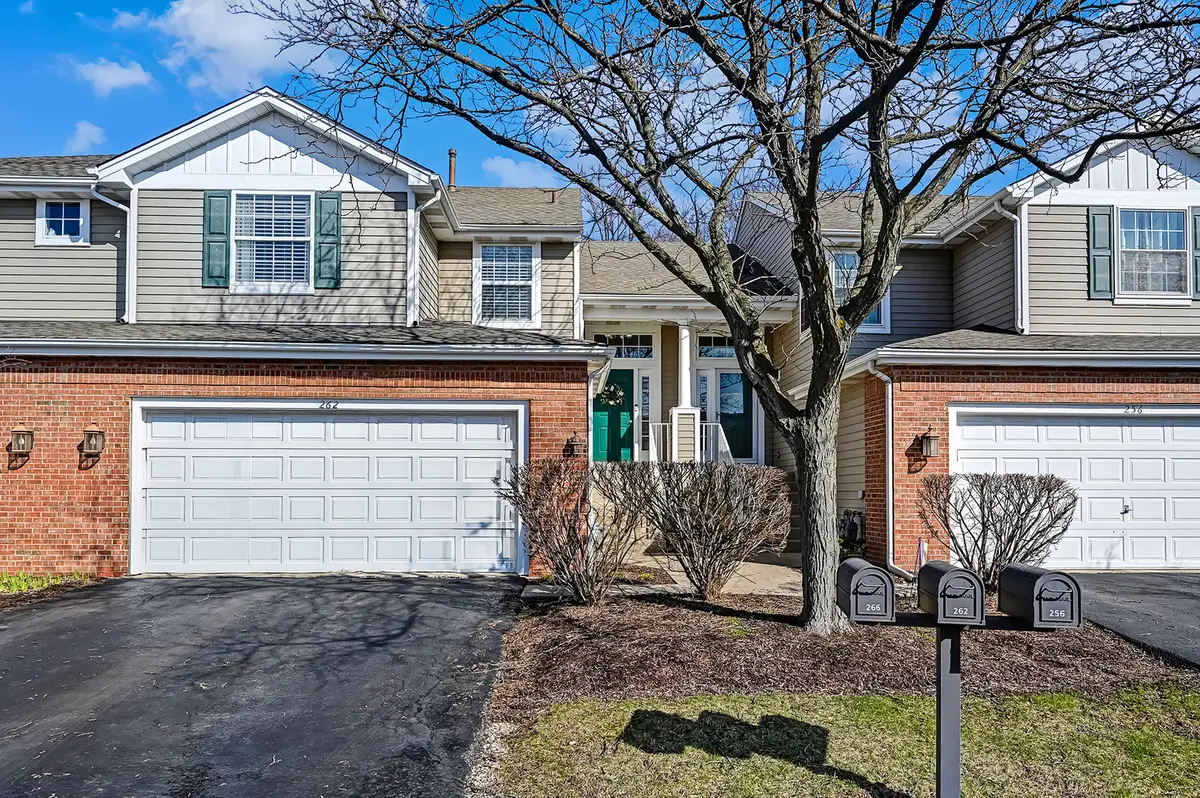 262 Waverly Court, Willowbrook, IL 60527 - #1