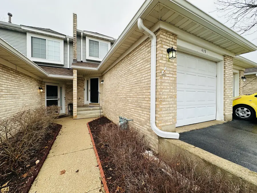 419 Lakeview Circle, Bolingbrook, IL 60440 - #2