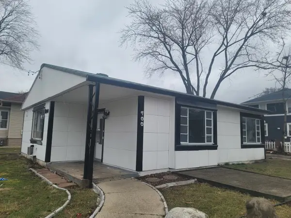 700 George Avenue, Aurora, IL 60505