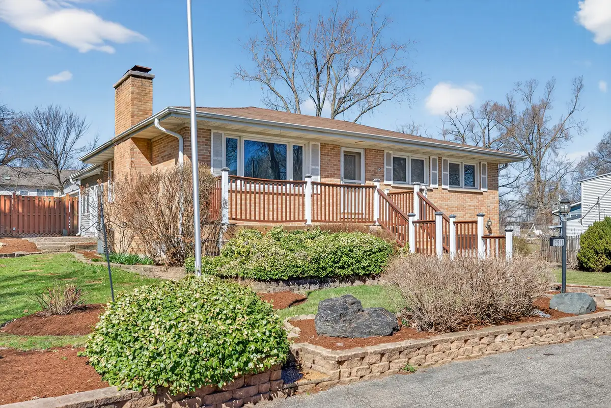 3911 Eastway Drive, Island Lake, IL 60042 - #1