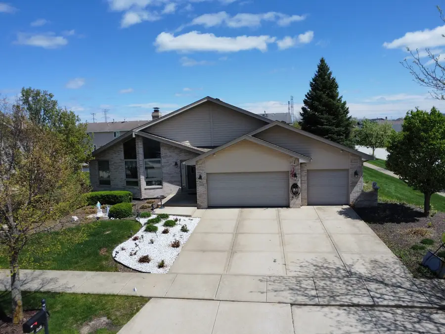 19839 Silverside Drive, Tinley Park, IL 60487 - #2