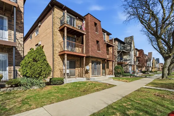 6728 W 64th Place #2A, Chicago, IL 60638