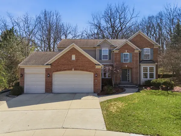 715 Blue Ridge Drive, Streamwood, IL 60107