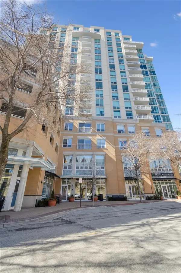 1640 Maple Avenue #808, Evanston, IL 60201