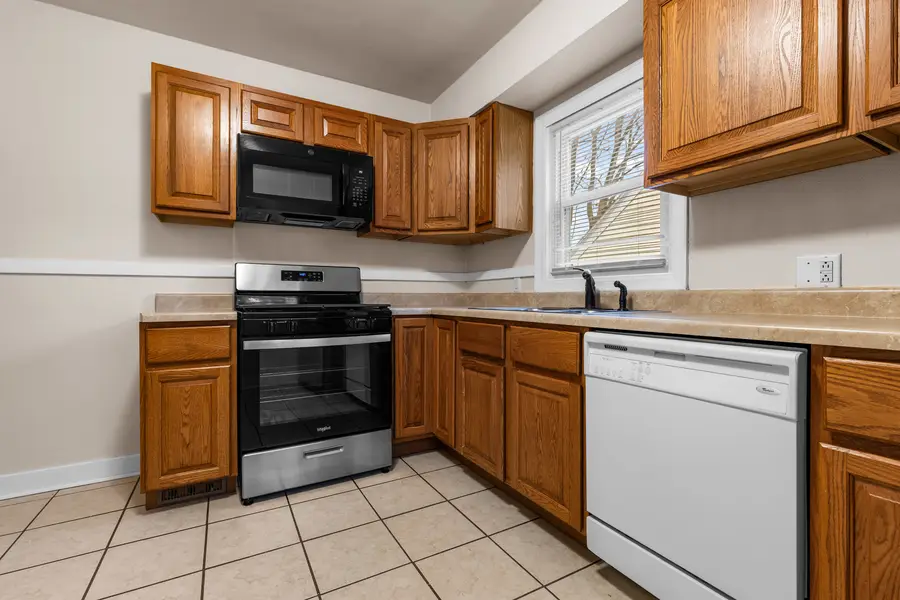 1615 Warren Road, Rockford, IL 61108 - #2