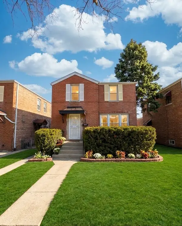 3338 W 83rd Place, Chicago, IL 60652