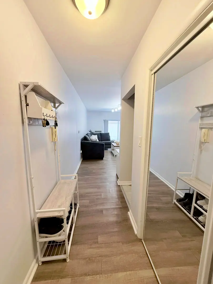 425 Wesley Avenue #102, Oak Park, IL 60302 - #3