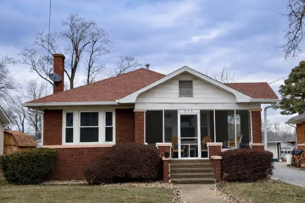 305 5th Street W, Benton, IL 62812