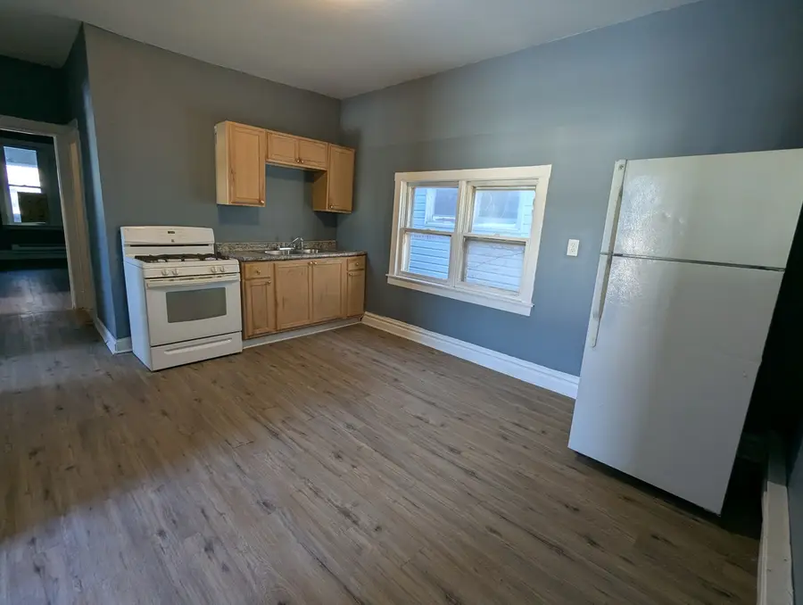 8444 S Escanaba Avenue, Chicago, IL 60617 - #3