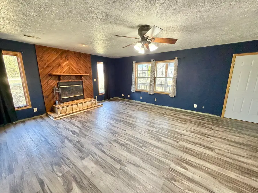 329 Obispo Avenue, Machesney Park, IL 61115 - #3