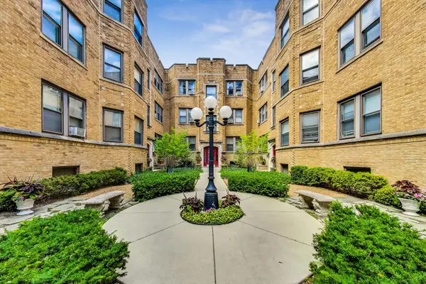 540 W Cornelia Avenue #2S, Chicago, IL 60657