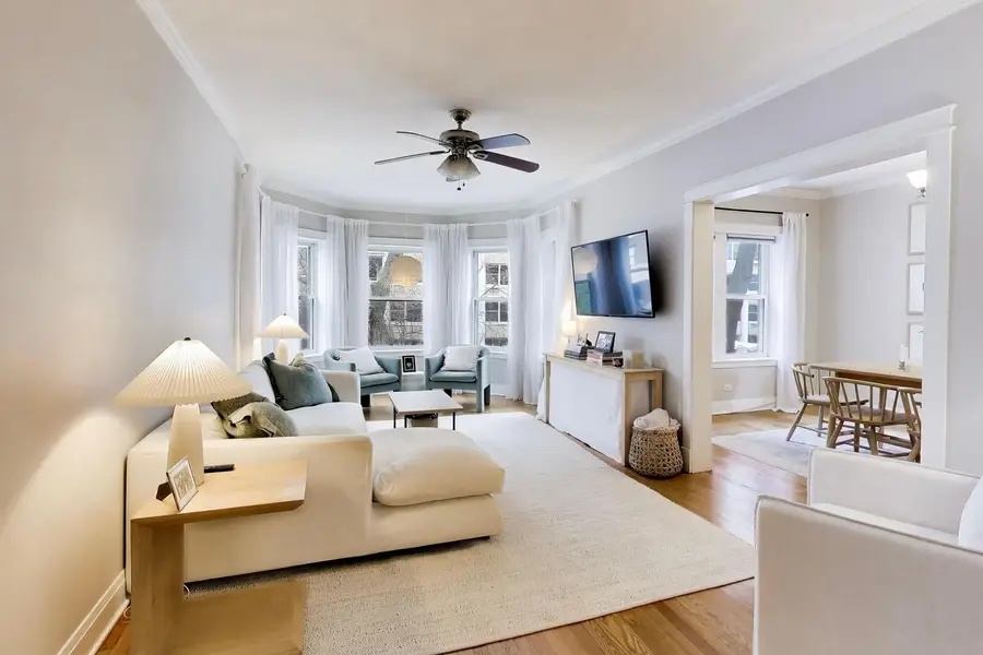 540 W Cornelia Avenue #2S, Chicago, IL 60657 - #3