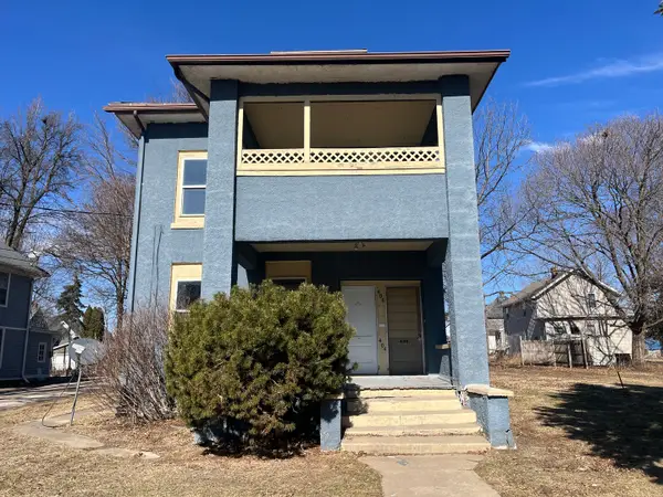 404-406 E Prospect Terrace, Freeport, IL 61032