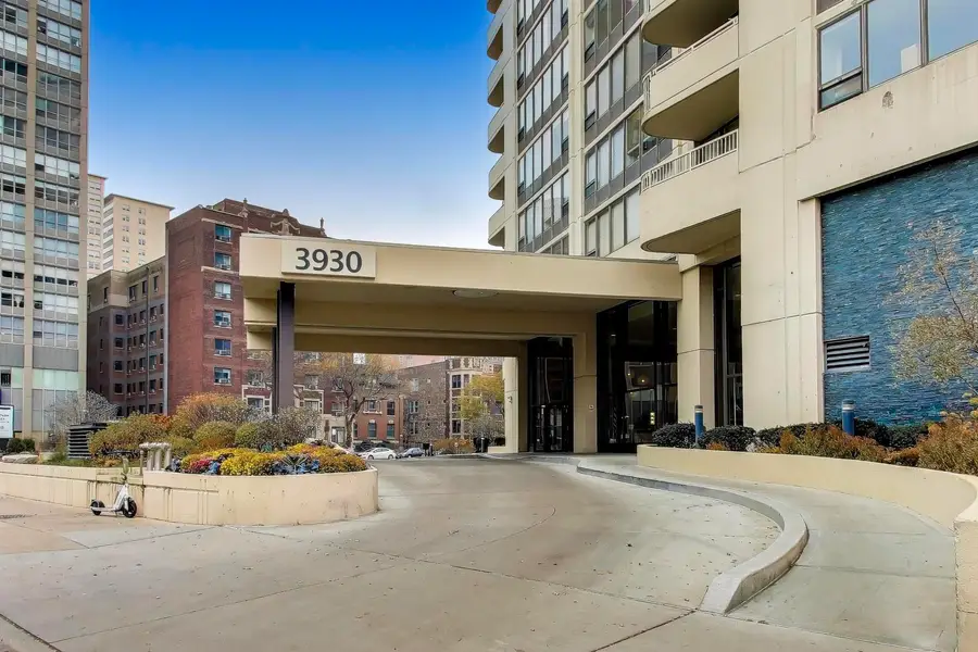 3930 N Pine Grove Avenue #1714, Chicago, IL 60613 - #2
