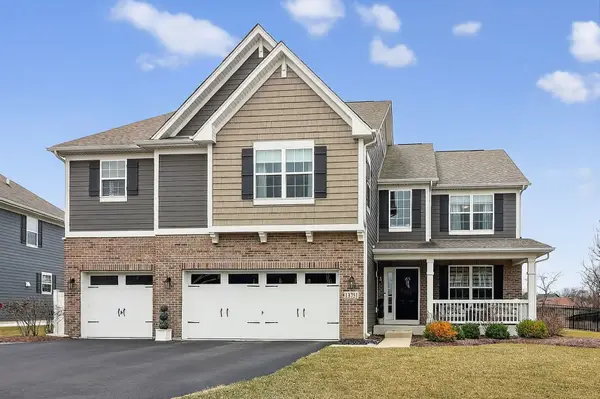 13751 Buchanan Drive, Lemont, IL 60439