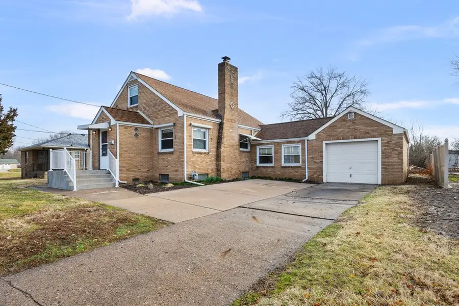 3049 38th Street, Rock Island, IL 61201 - #2