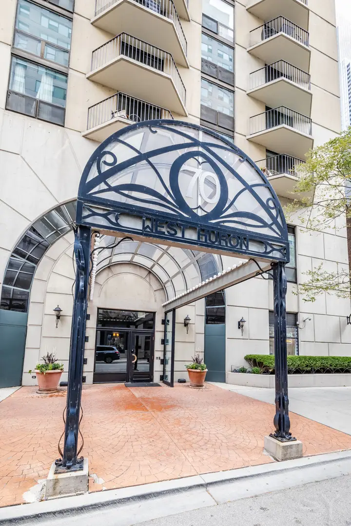 70 W Huron Street #601, Chicago, IL 60654 - #2
