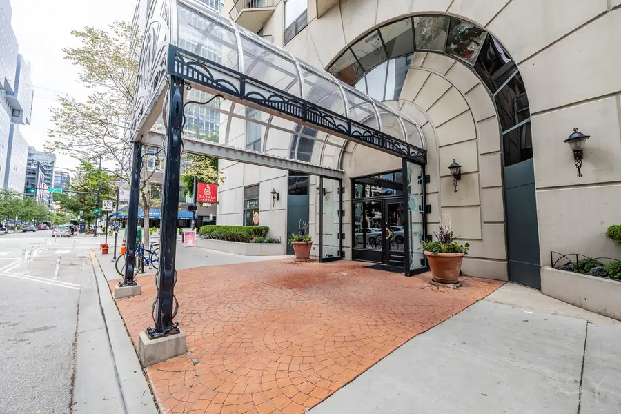 70 W Huron Street #601, Chicago, IL 60654 - #3