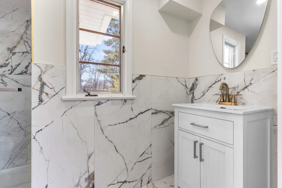 8239 Beach Drive, Rockford, IL 61103 - #2